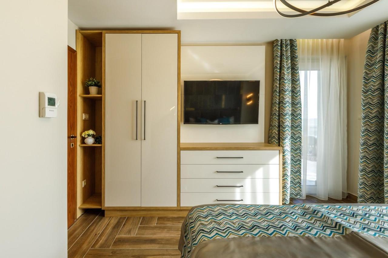 Royal Cafe Apartman Кестхей Экстерьер фото